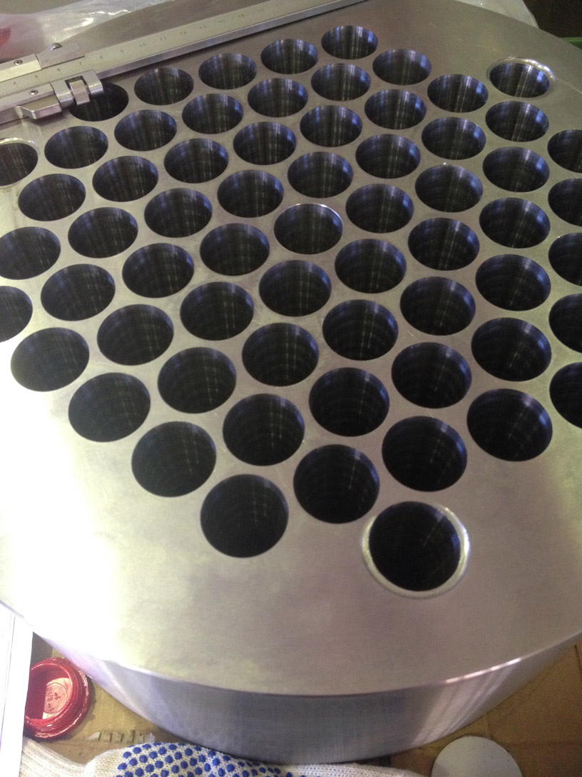          Agma AM-1000
