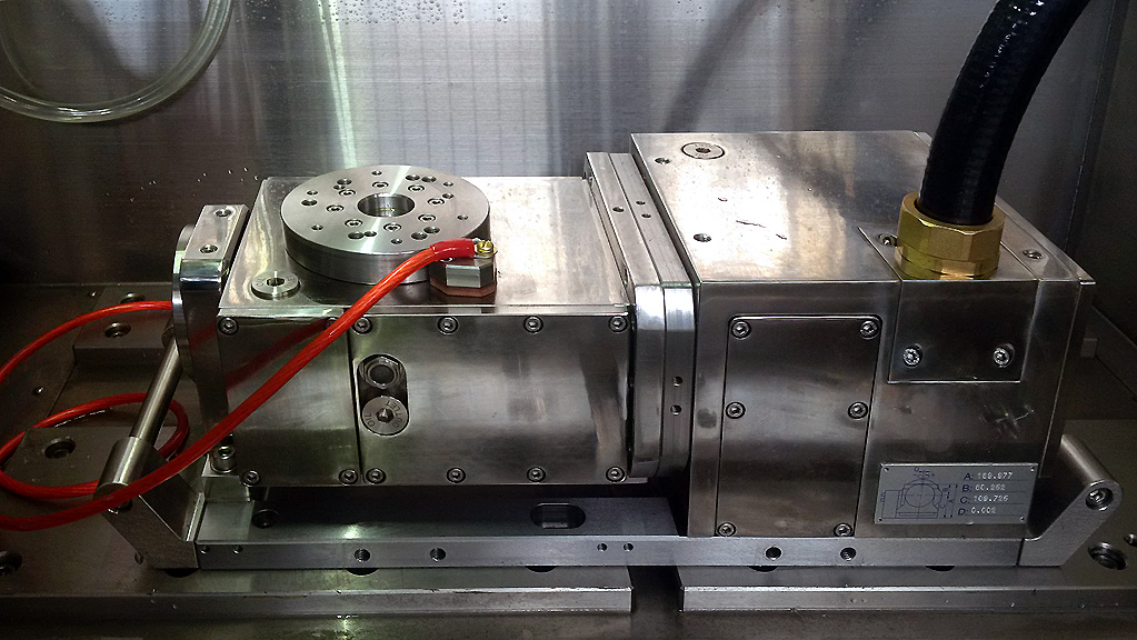  (-)    CNC-4060,   